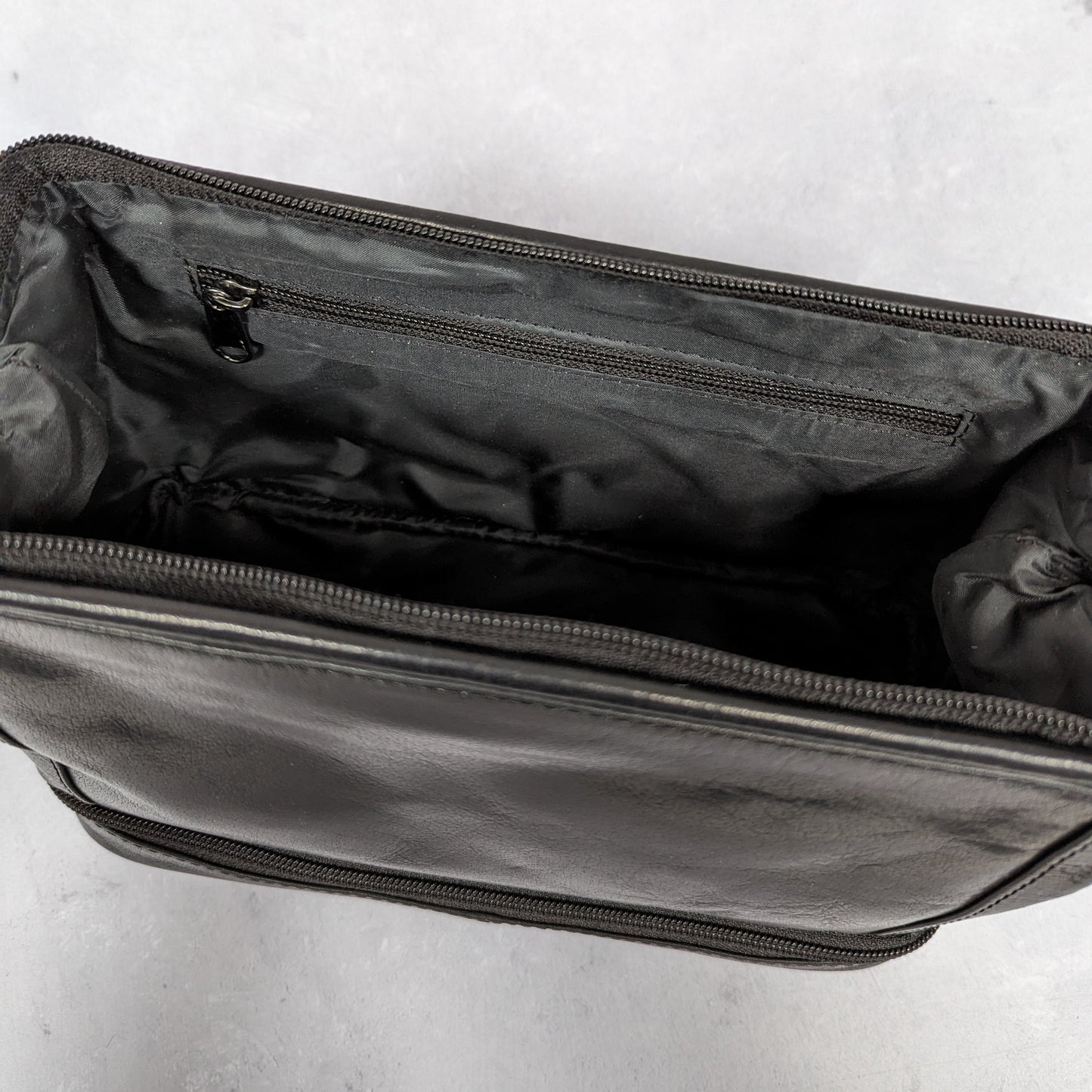 Black Leather Personalised Washbag - with Wide Opening & Bottom Compartment - UNPERSONALISED