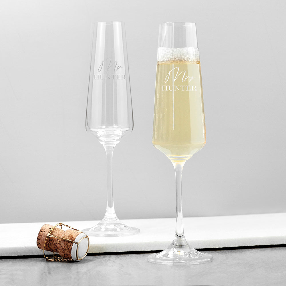 Mr & Mrs Champagne Flutes - Personalised Wedding Gift