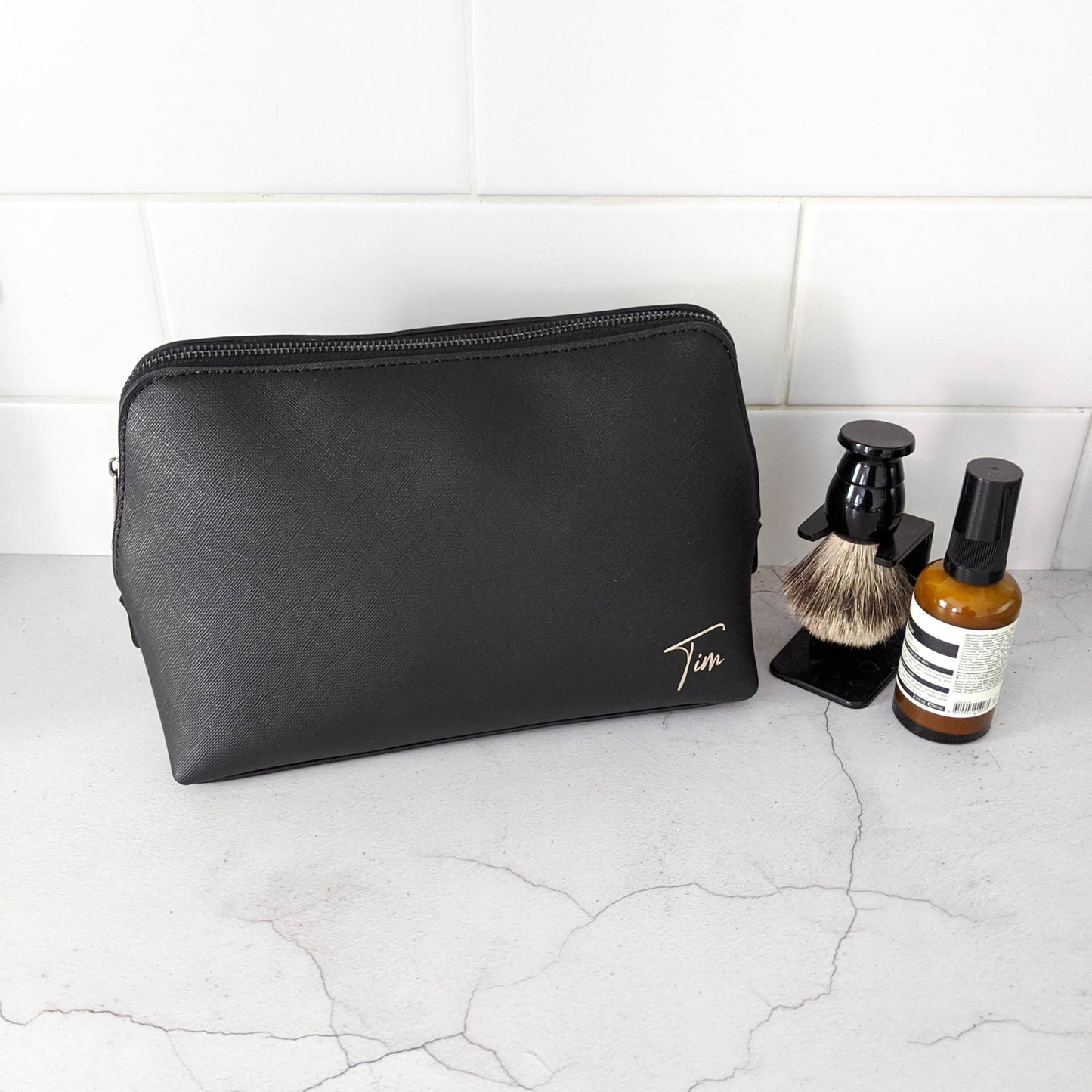 Sleek Faux Leather Wash Bag - Black - Unisex